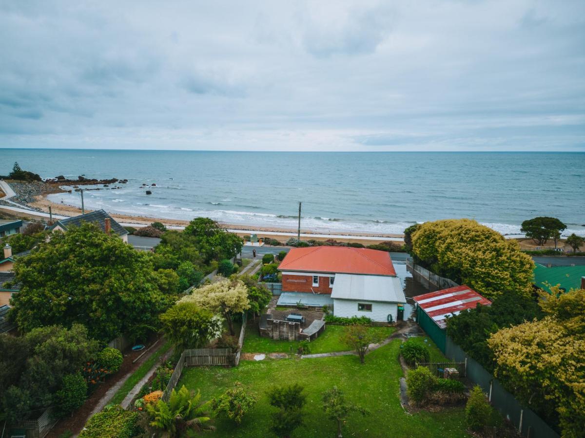 Villa Sunrise At Penguin Exterior foto